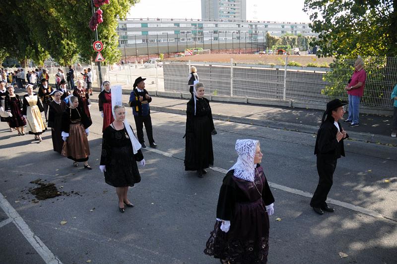 GAGNY2010DEFILE FOLKLO317